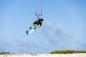 Preview: Produktbild Duotone Twintip Jaime Concept Blue 2025 Ansicht Board in Action in der Luft