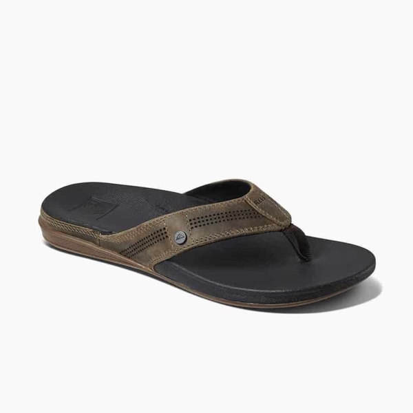 Produktbild Reef Cushion Lux Ansicht rechter Schuh schräg vorne